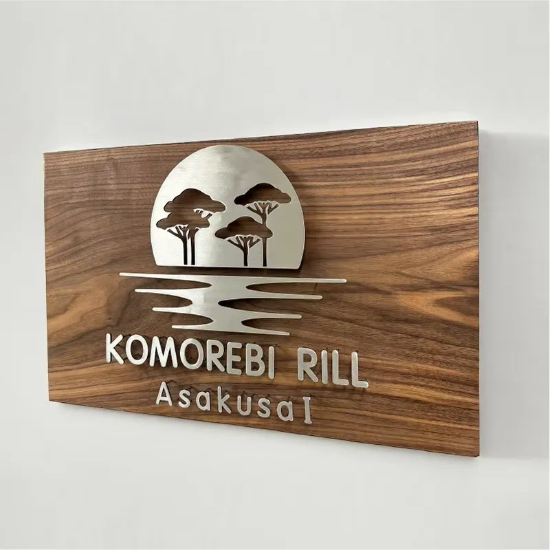 Ekskluzywna tablica reklamowa  – Wooden Letter Sign recenzja i cena