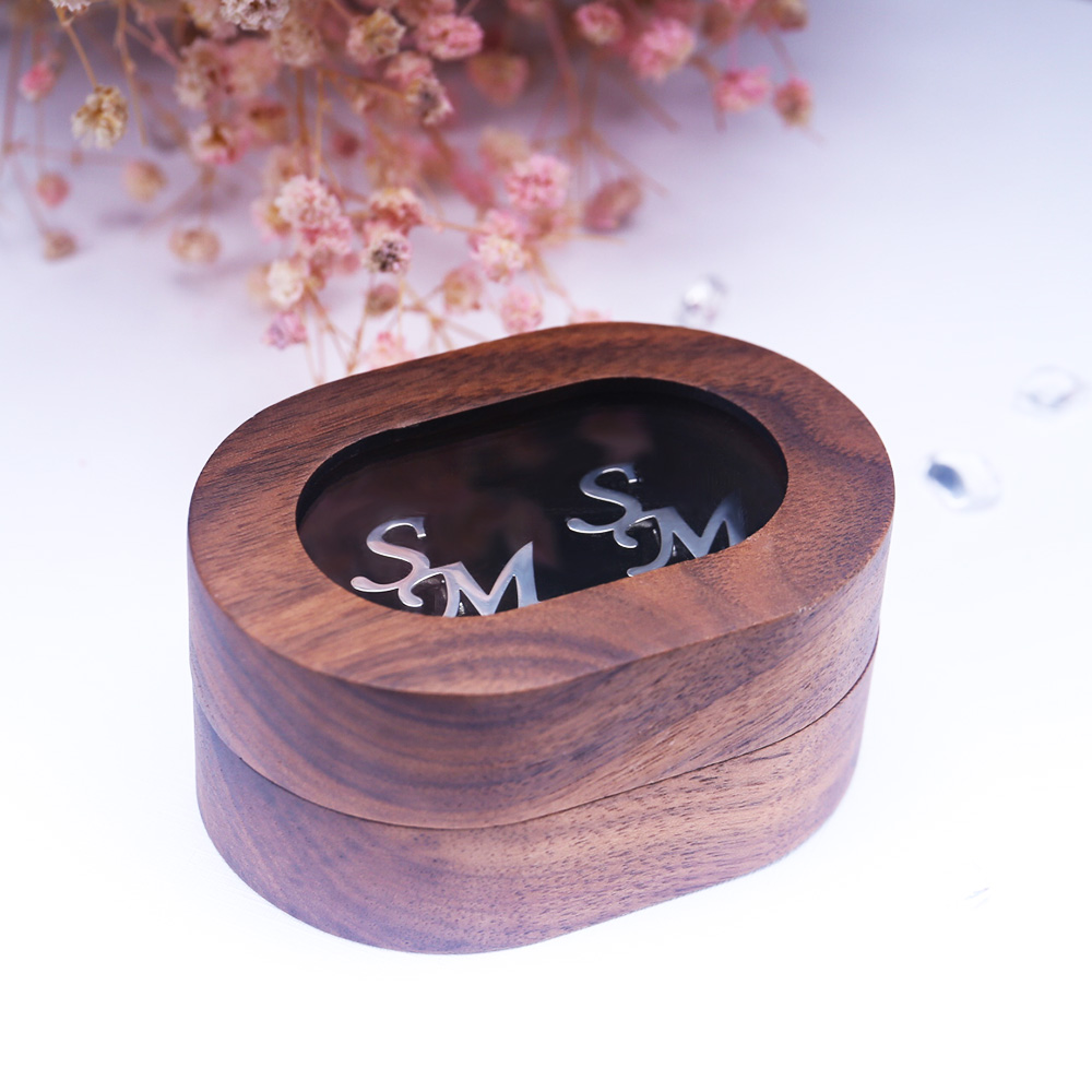 Wysokiej klasy męskie spinki d – Wooden Letter Sign recenzja i cena
